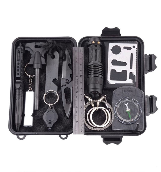 Limited-Edition Aurora Outdoor Utility Kit